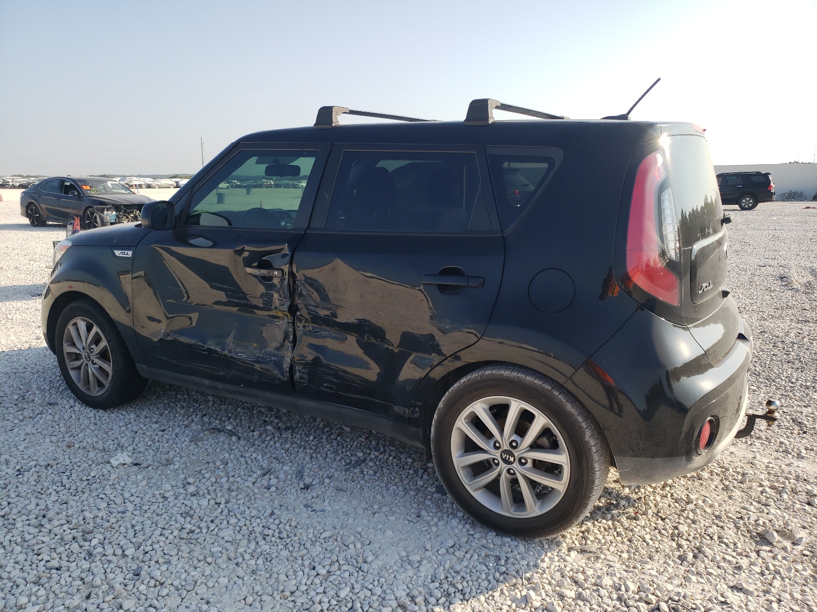 KNDJP3A57K7671526 2019 Kia Soul +