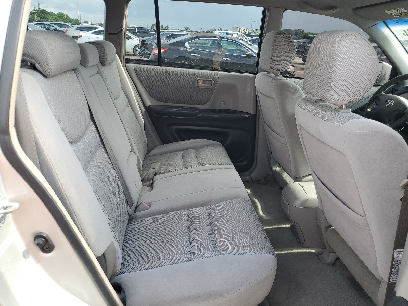 JTEGD21A030059622 2003 Toyota Highlander