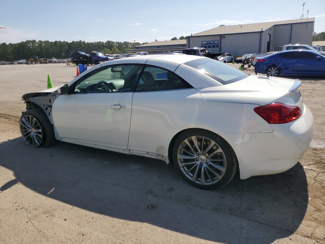 2011 Infiniti G - Image 2