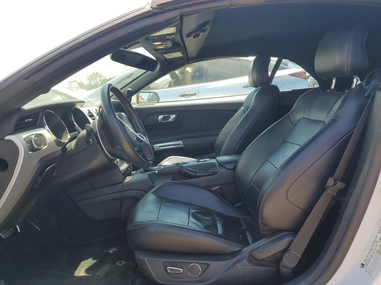 2016 Ford Mustang VIN: 1FATP8UH5G5238355 Lot: 65852694