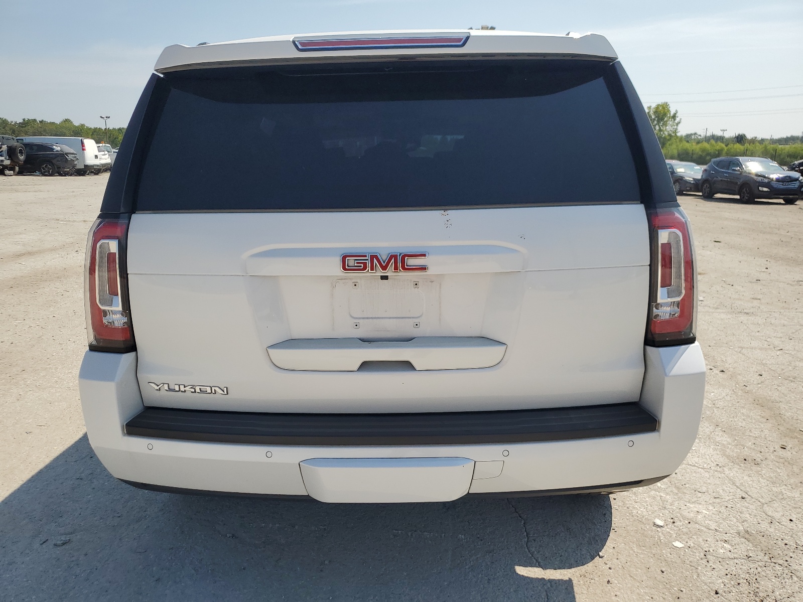 1GKS2BKC1JR233604 2018 GMC Yukon Slt