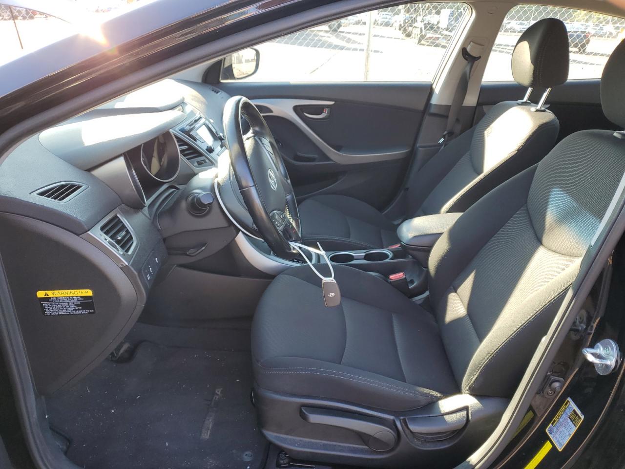 2016 Hyundai Elantra Se VIN: 5NPDH4AE1GH723302 Lot: 66582764