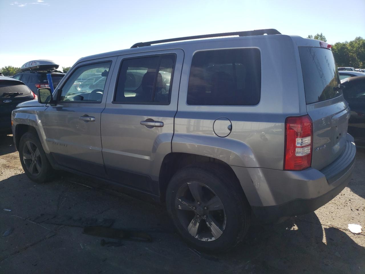 2014 Jeep Liberty (Patriot) - Image 2