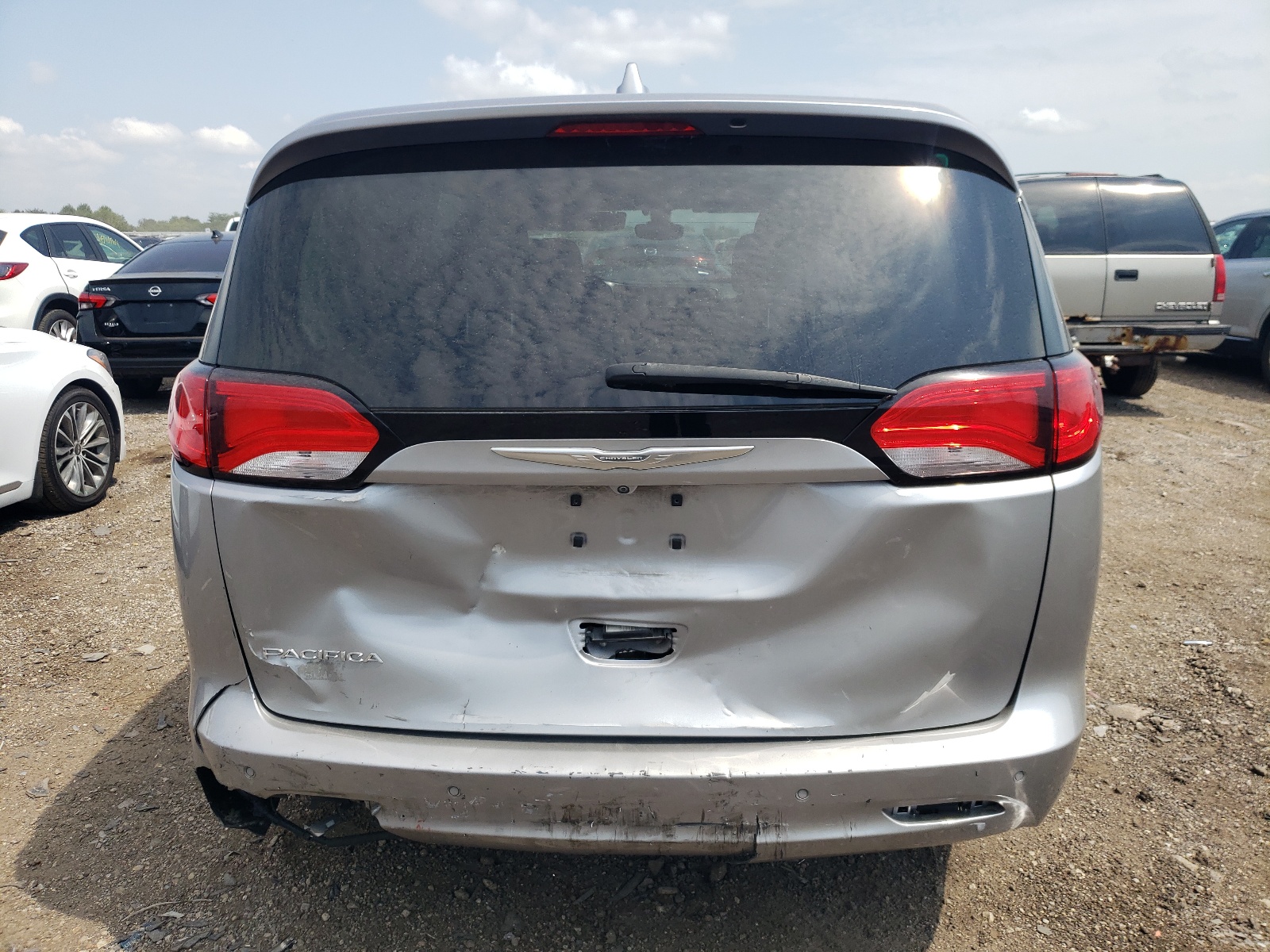 2017 Chrysler Pacifica Lx vin: 2C4RC1CG2HR627457