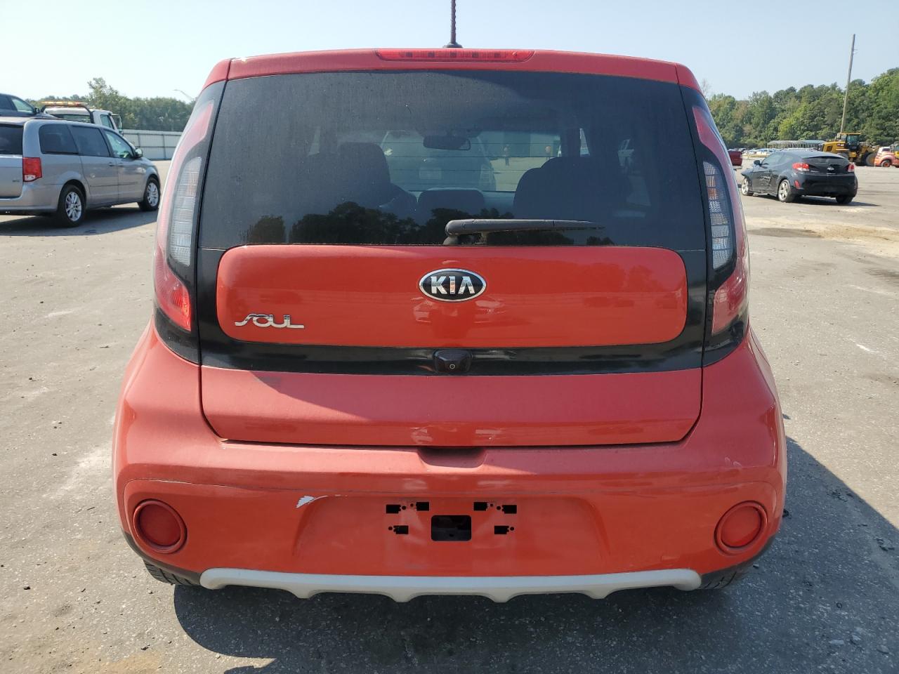 KNDJP3A50K7664207 2019 Kia Soul +