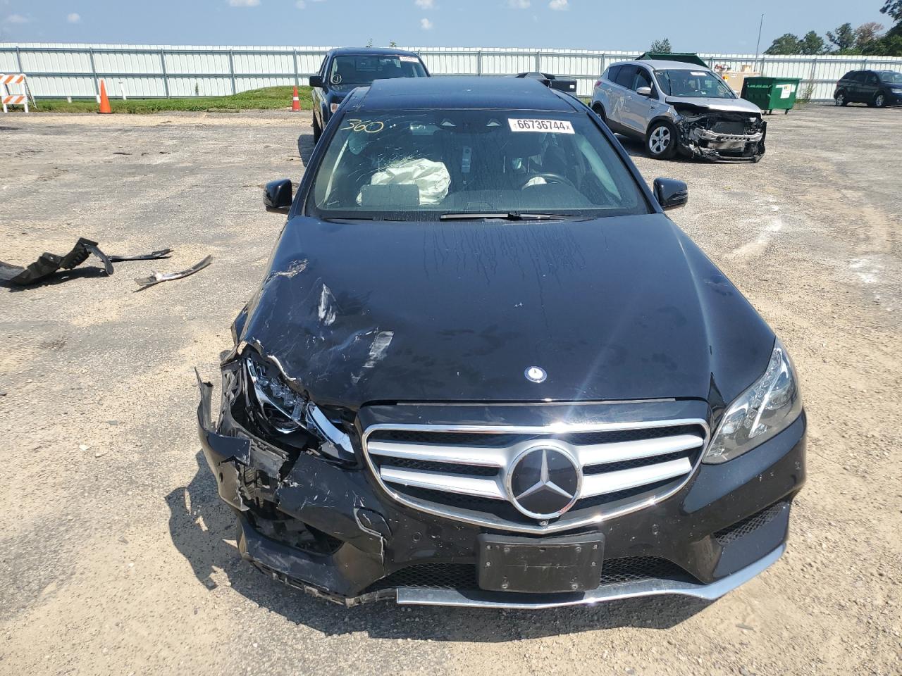 WDDHF9BB0EA984925 2014 Mercedes-Benz E 550 4Matic