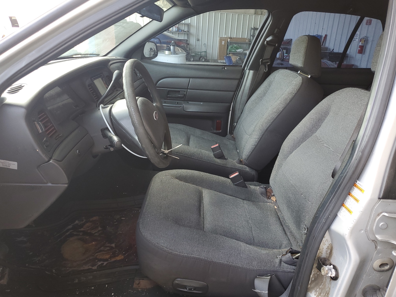 2FAHP71W83X220685 2003 Ford Crown Victoria Police Interceptor