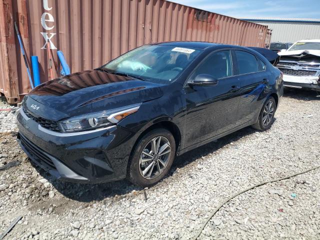 3KPF24AD8RE772263 Kia Forte LX