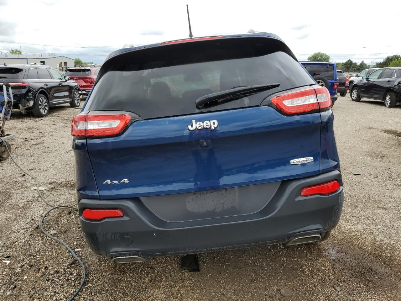 2018 Jeep Cherokee Latitude Plus VIN: 1C4PJMLX1JD517281 Lot: 69095914