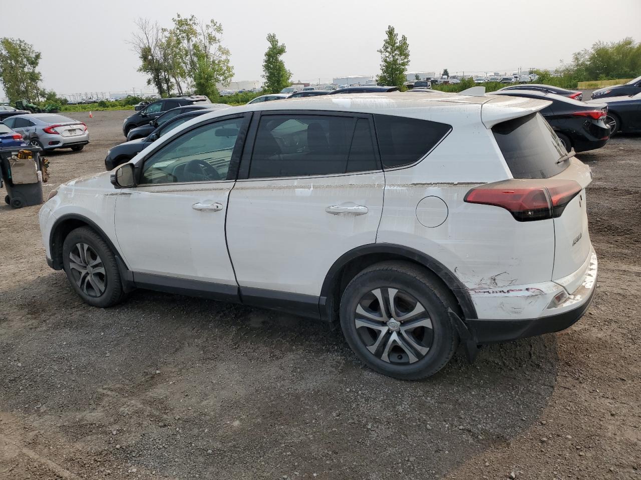 2T3ZFREV2GW293727 2016 TOYOTA RAV 4 - Image 2