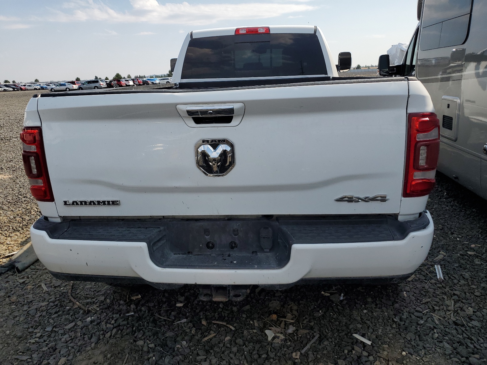 3C63R3JL4LG233223 2020 Ram 3500 Laramie