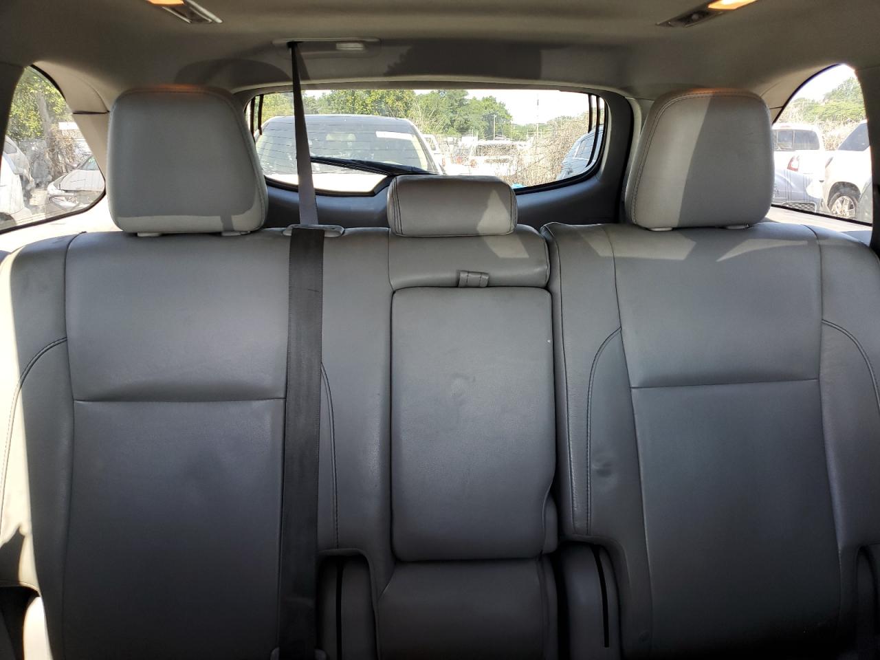 2016 Toyota Highlander Xle VIN: 5TDJKRFH8GS338169 Lot: 66571284