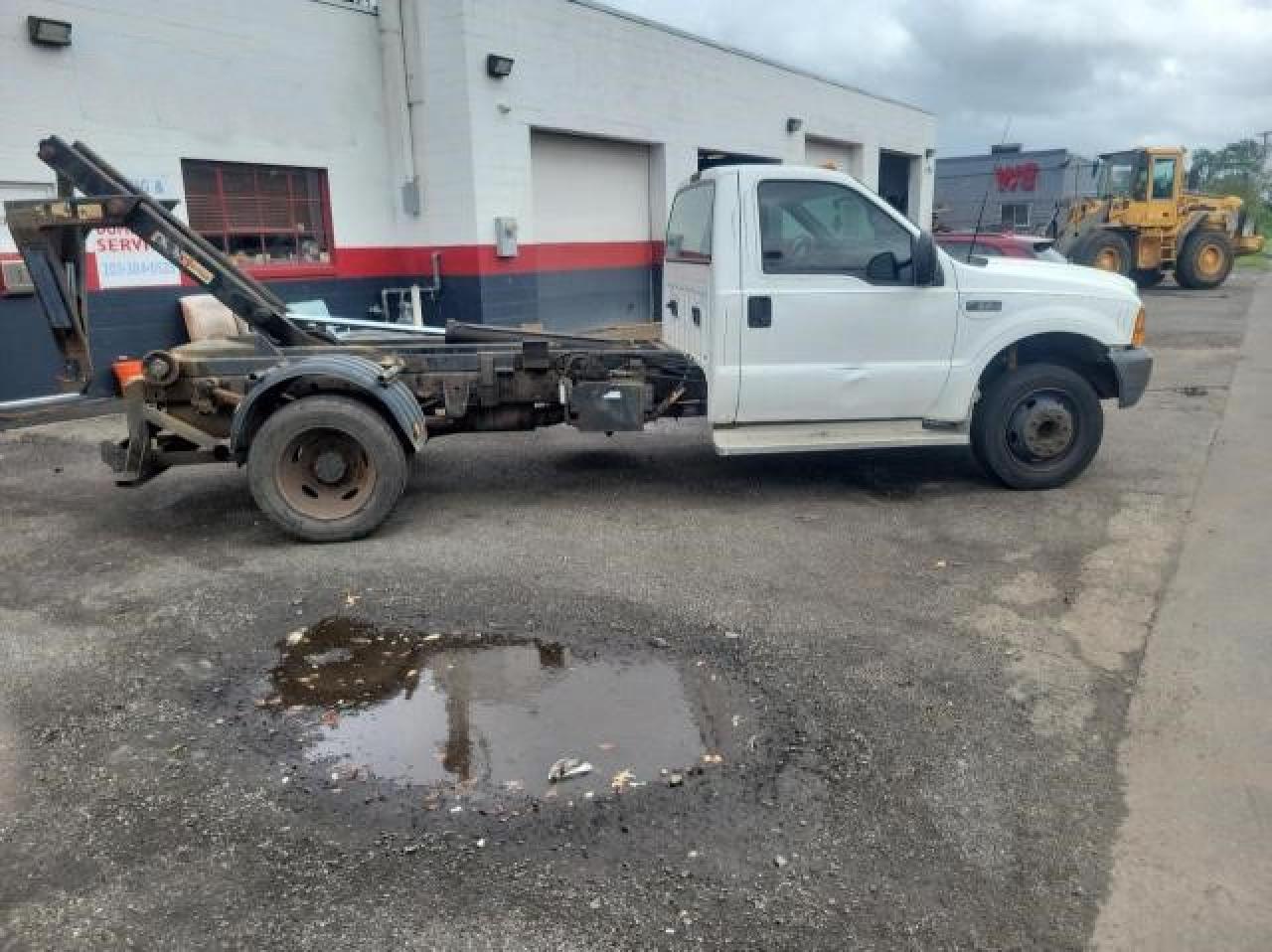 1999 Ford F550 Super Duty VIN: 1FDAF56F7XEC84974 Lot: 67117954