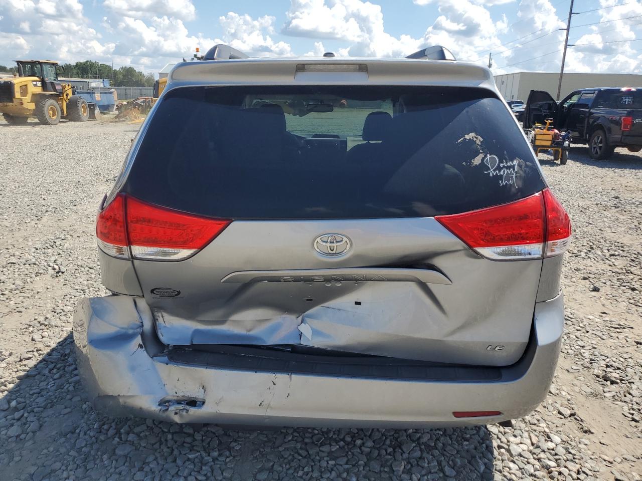 2013 Toyota Sienna - Image 6