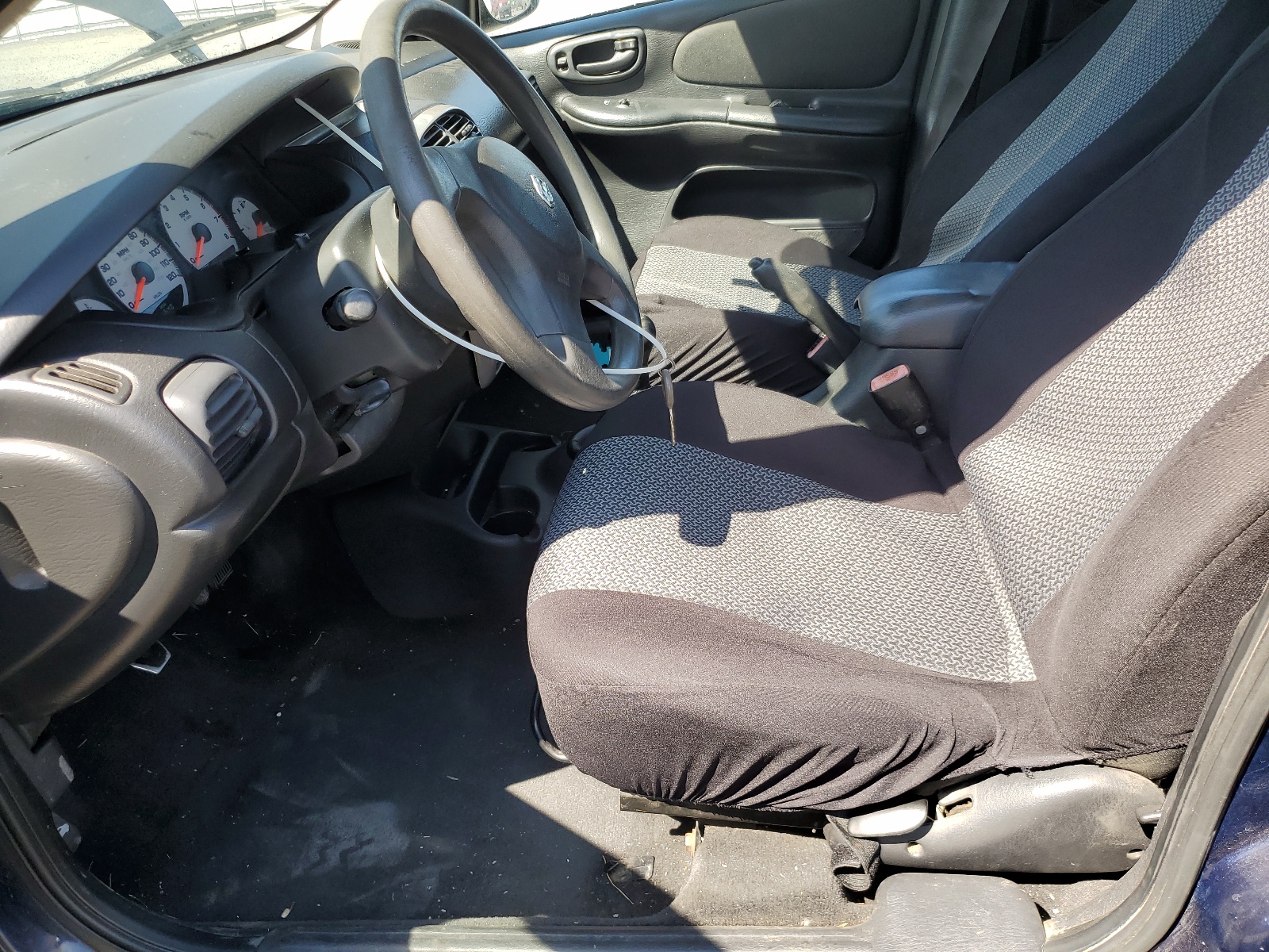 1B3ES56C55D239818 2005 Dodge Neon Sxt