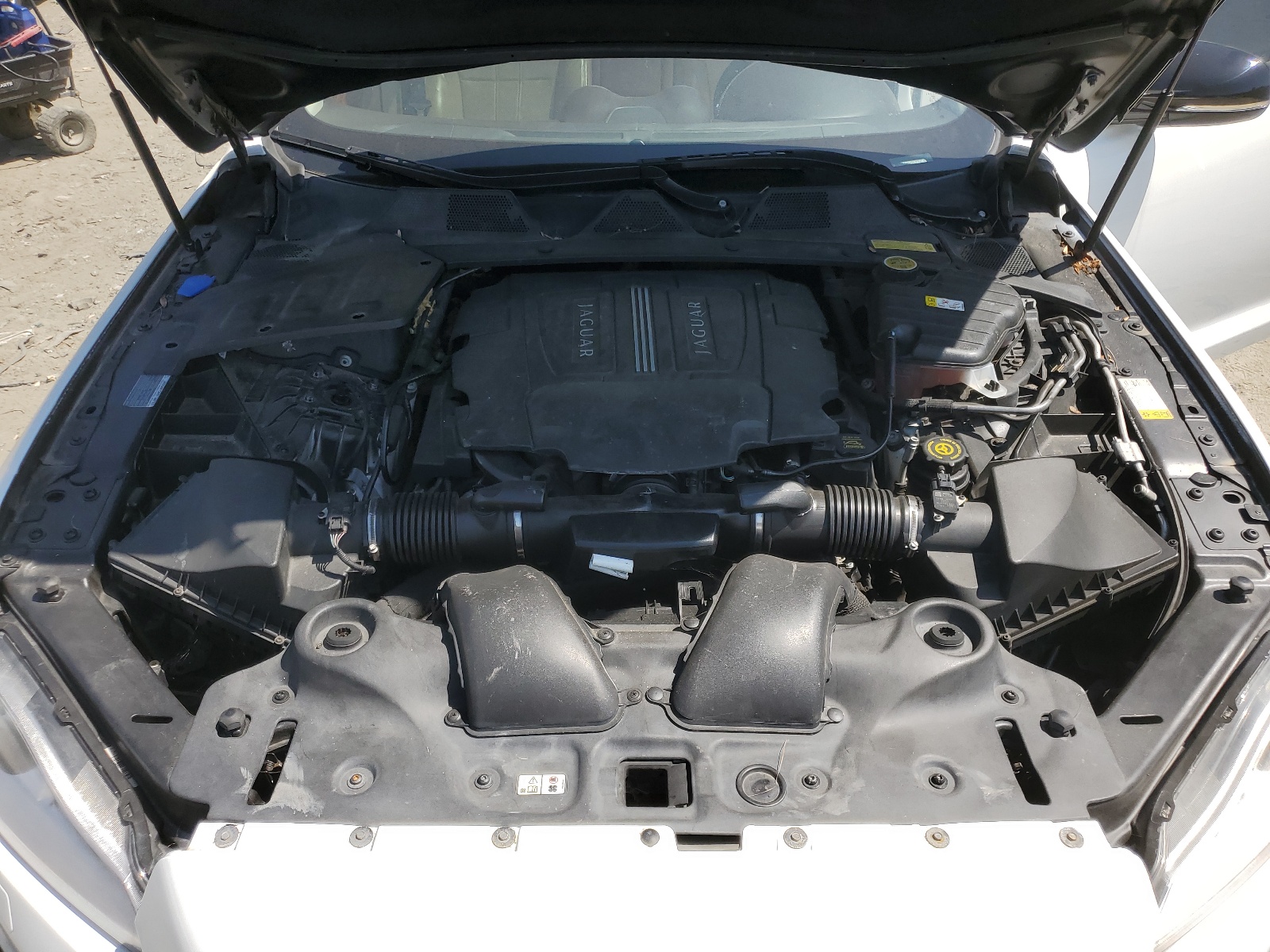 SAJWA1CB1BLV07910 2011 Jaguar Xj