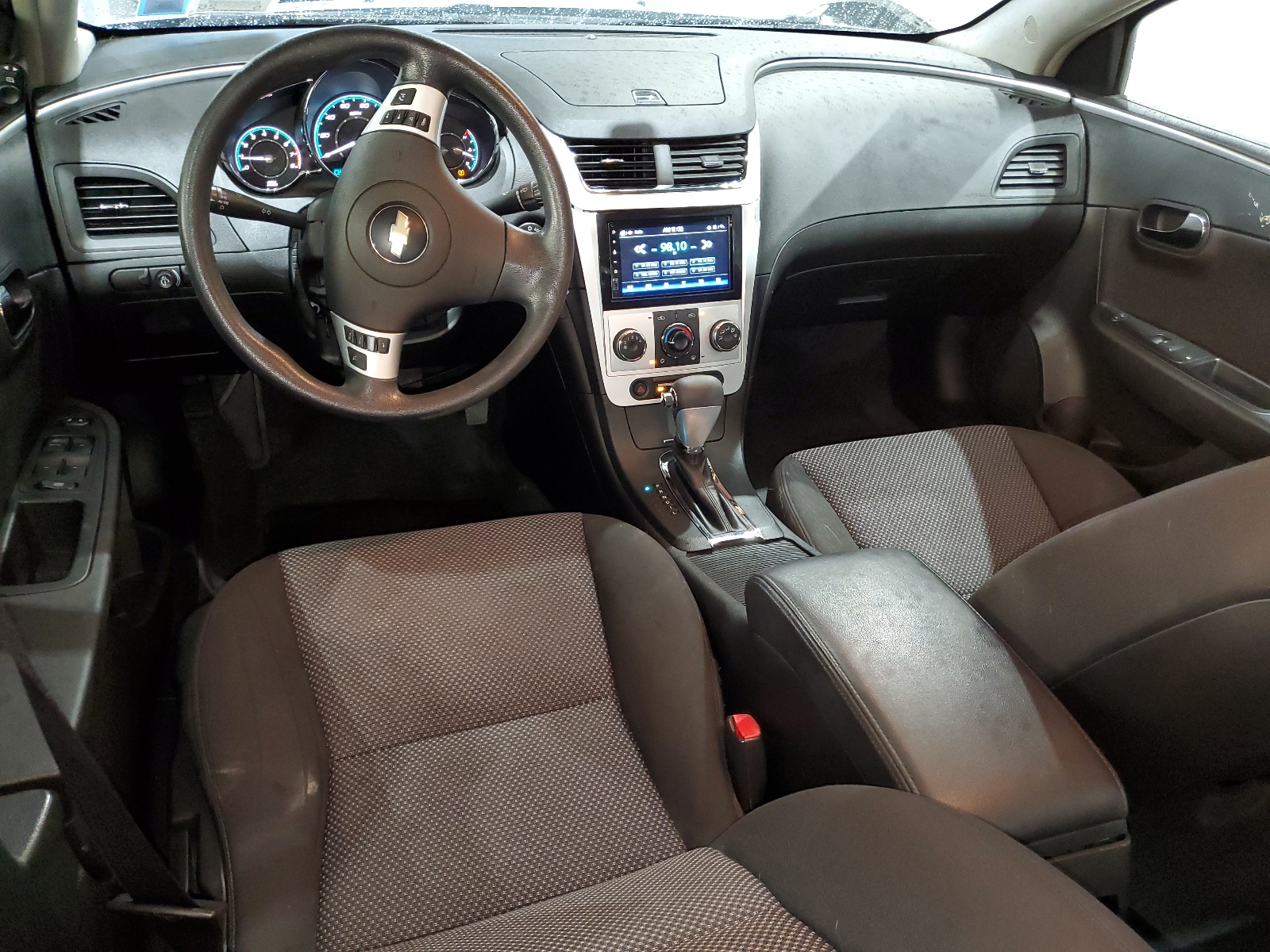 1G1ZH57B39F228002 2009 Chevrolet Malibu 1Lt