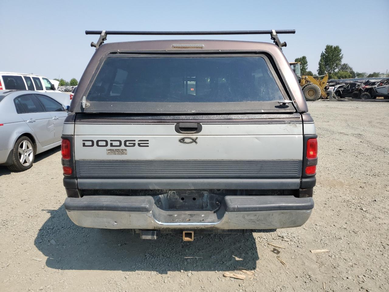 1998 Dodge Ram 2500 VIN: 1B7KC23Z8WJ170857 Lot: 66584494