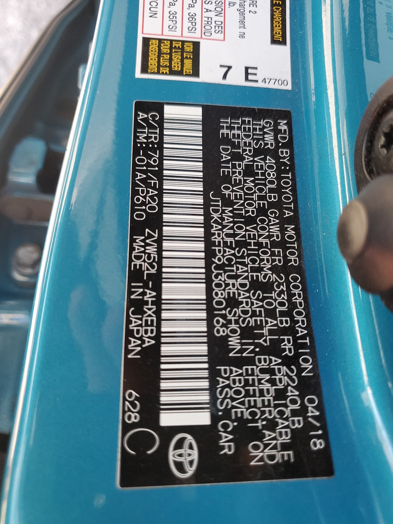 JTDKARFP9J3080168 2018 Toyota Prius Prime