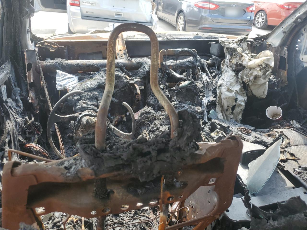 2015 Ram 1500 Laramie VIN: 1C6RR7NM8FS57938V Lot: 65353034