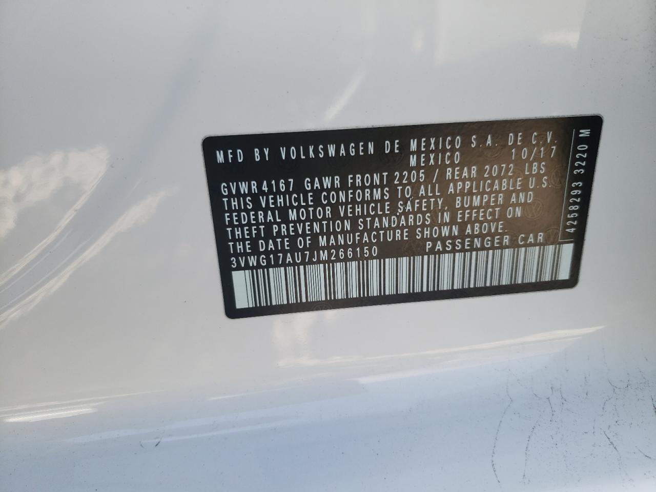 2018 Volkswagen Golf - Image 13