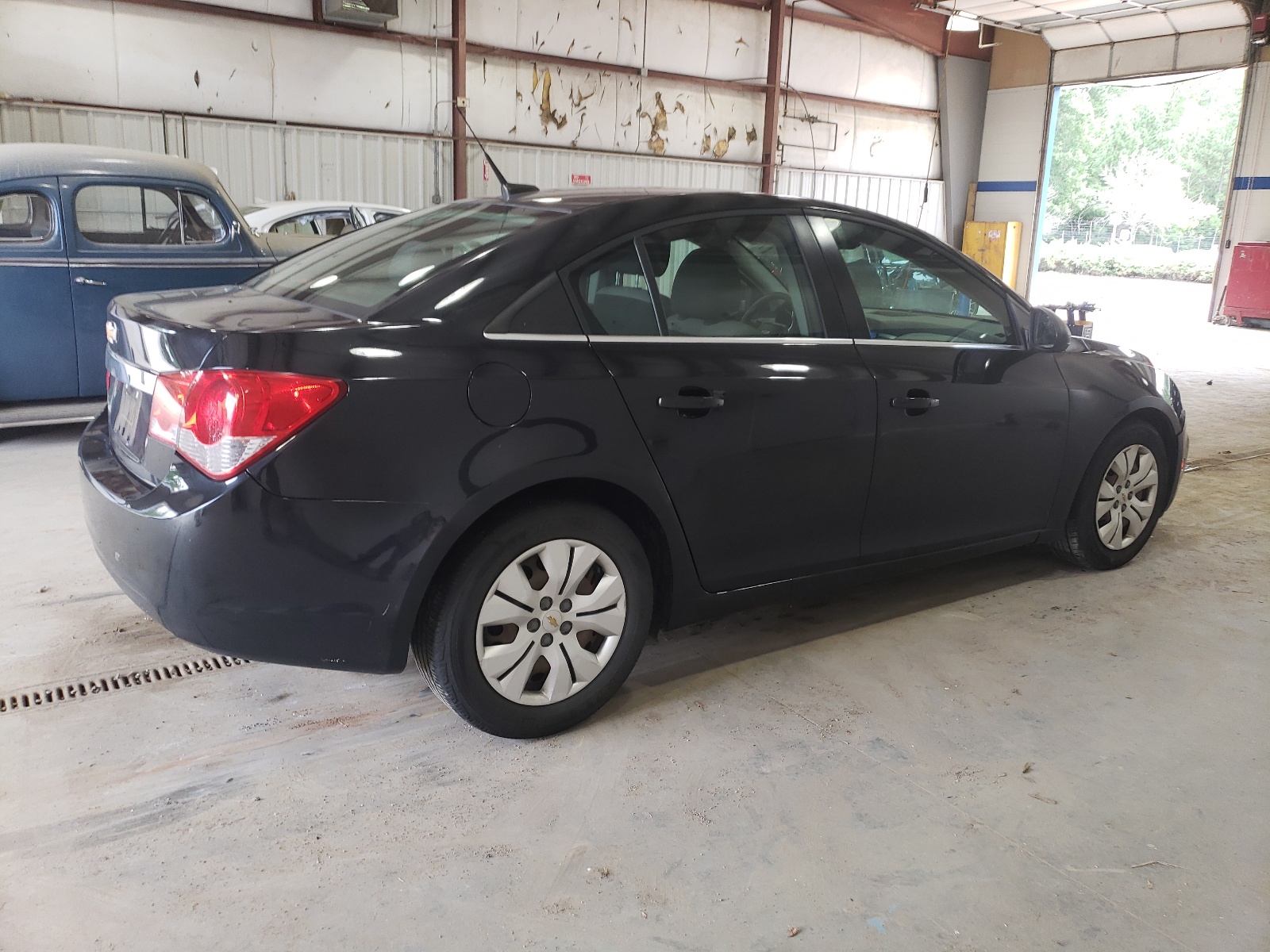 2012 Chevrolet Cruze Ls vin: 1G1PC5SH6C7184466