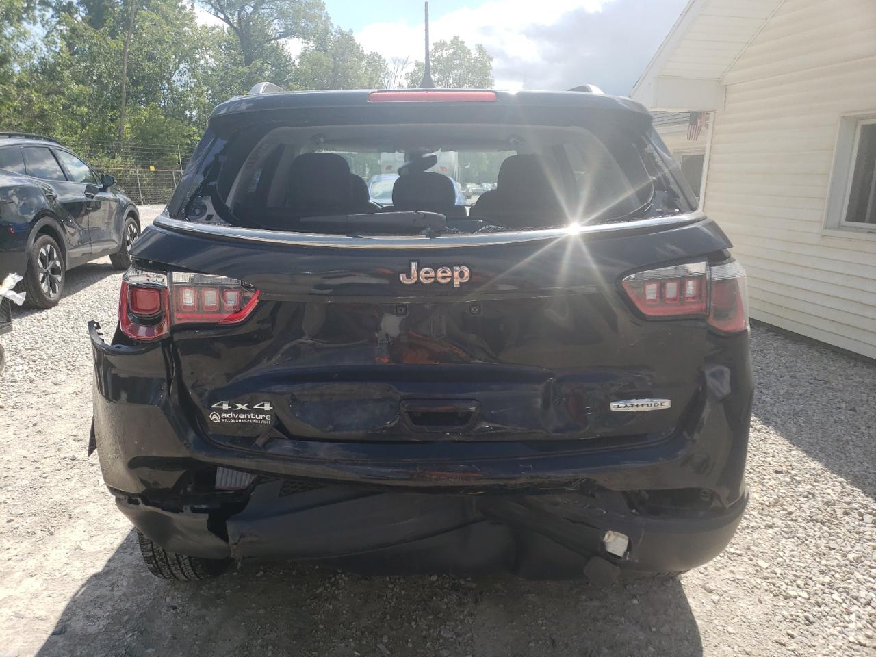 2018 Jeep Compass Latitude VIN: 3C4NJDBB3JT175825 Lot: 66675654