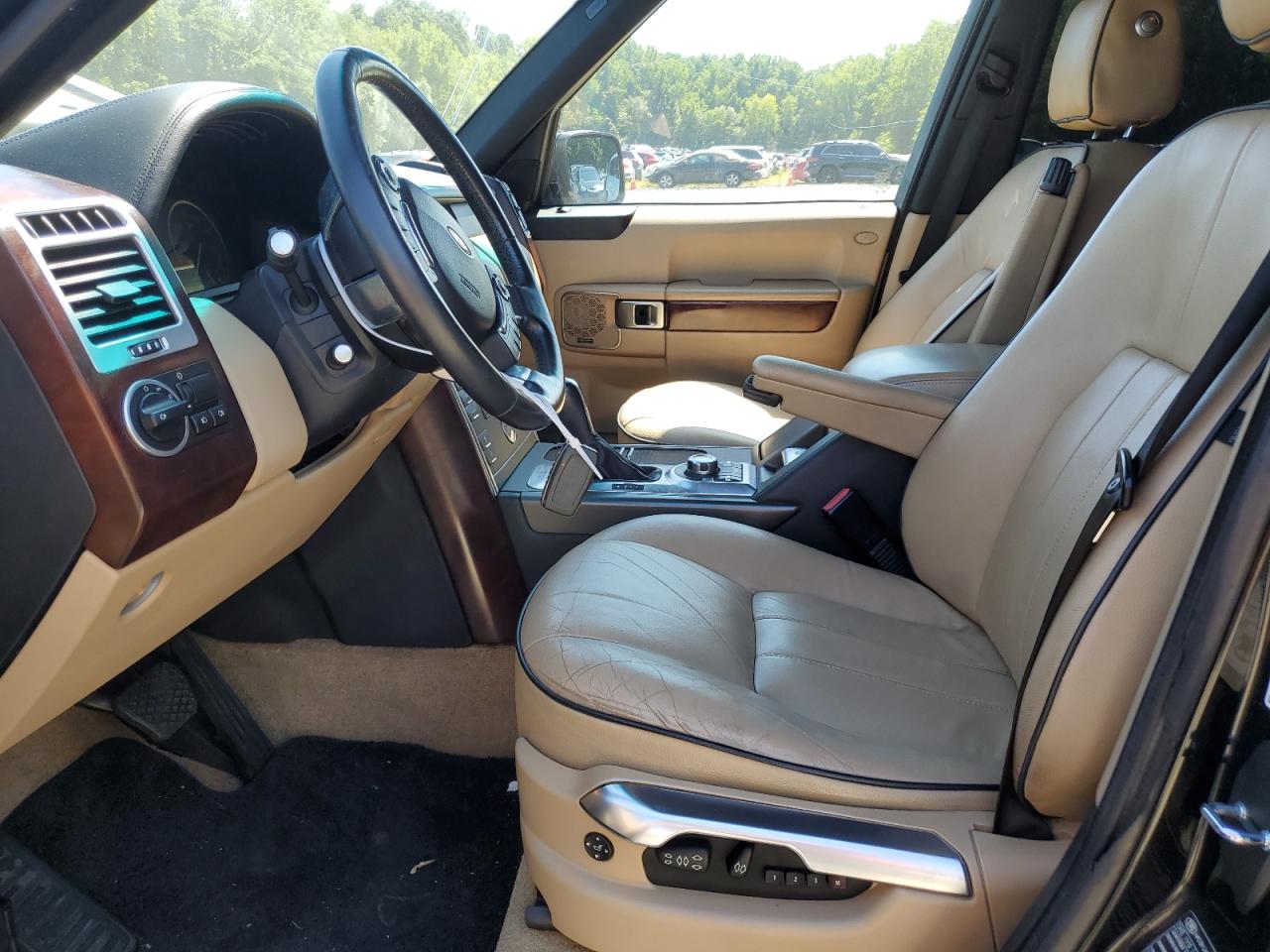 2011 Land Rover Range Rover Hse VIN: SALME1D48BA339391 Lot: 65418414