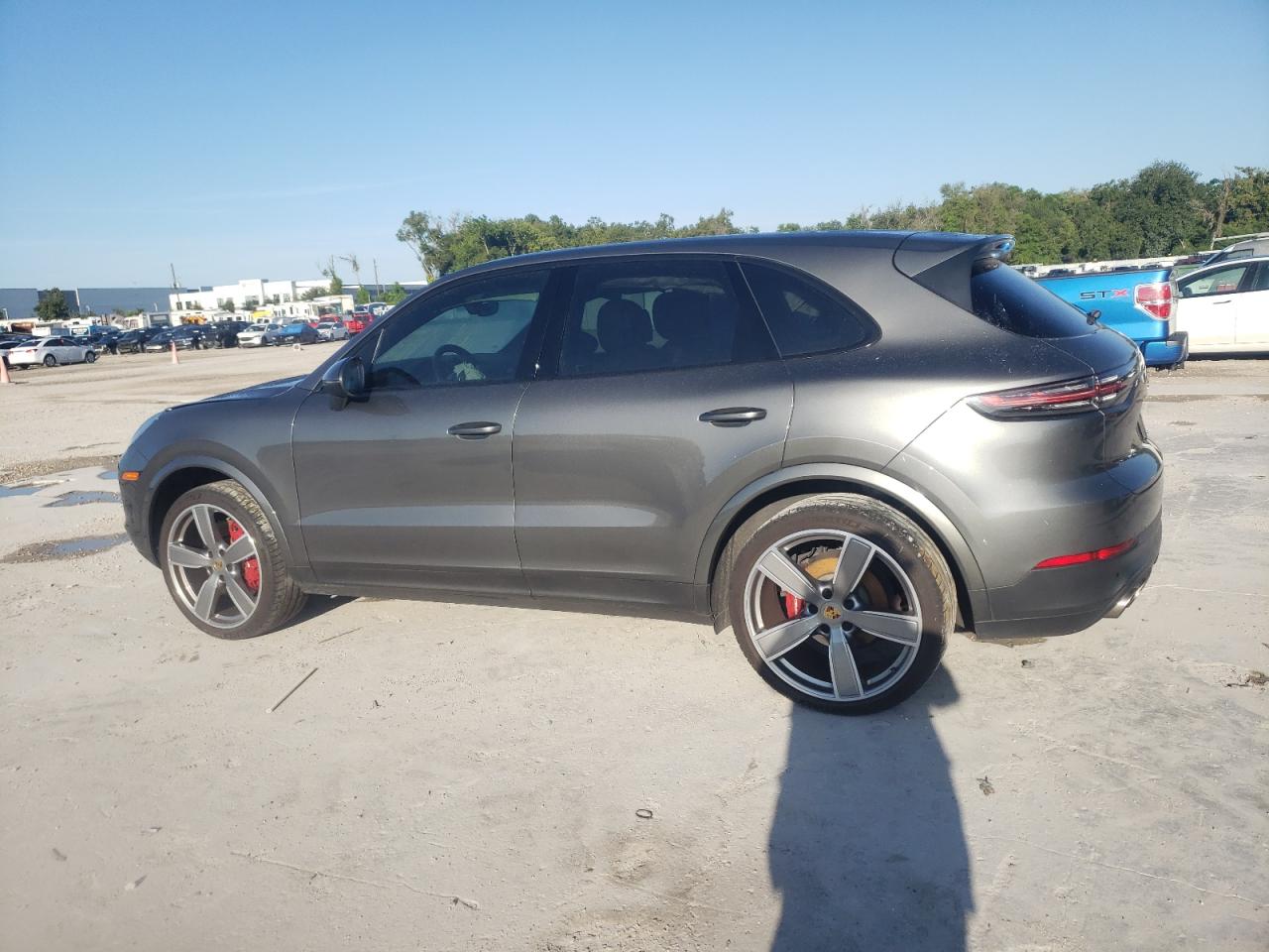 2019 Porsche Cayenne S VIN: WP1AB2AY9KDA65633 Lot: 69753884