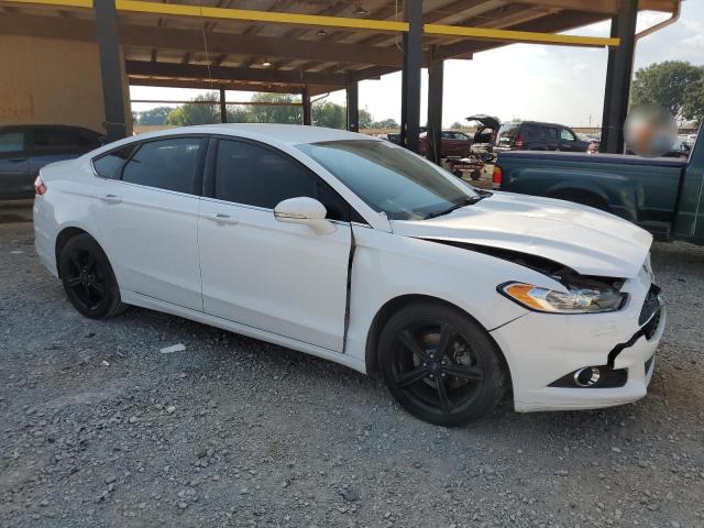 Sedans FORD FUSION 2016 White