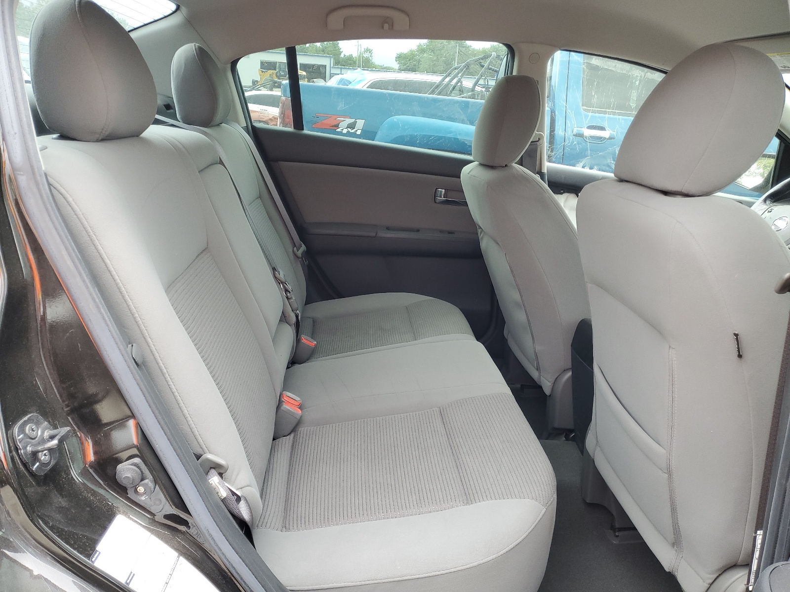 3N1AB6AP7BL630832 2011 Nissan Sentra 2.0