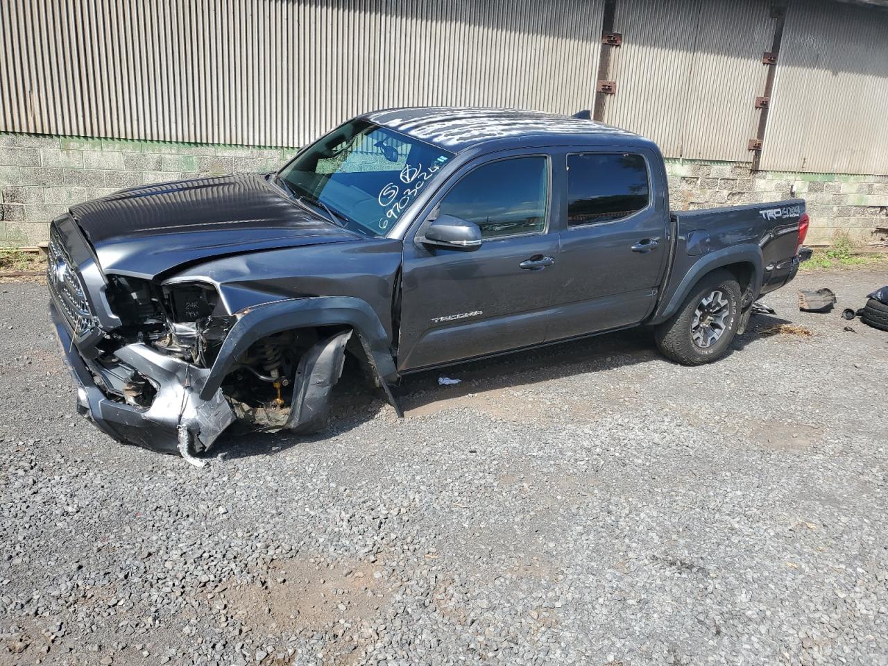 2016 Toyota Tacoma Double Cab en Venta en Kapolei, HI - All Over