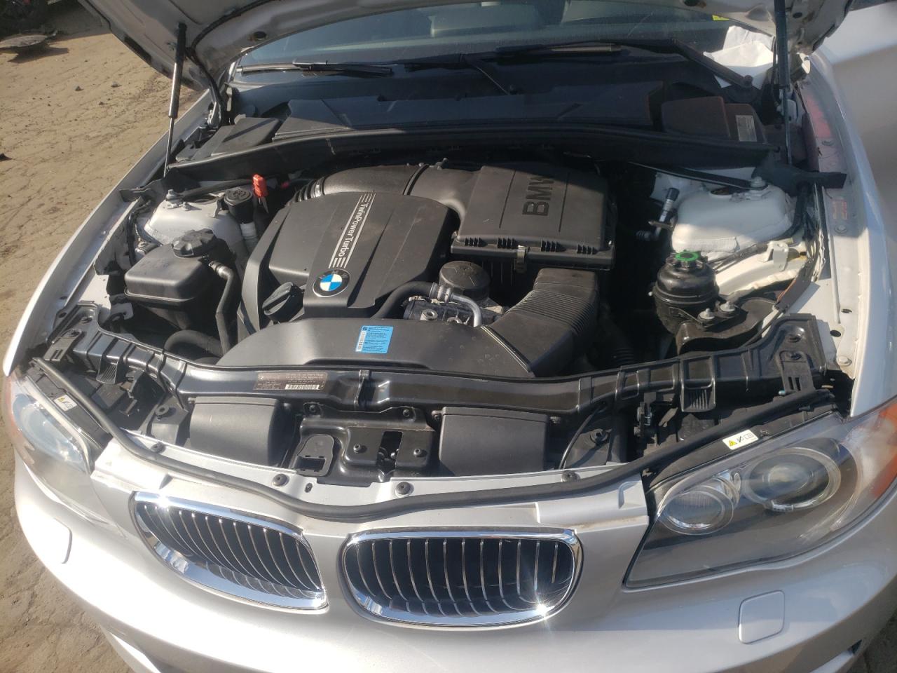 WBAUN7C52BVM25340 2011 BMW 135 I