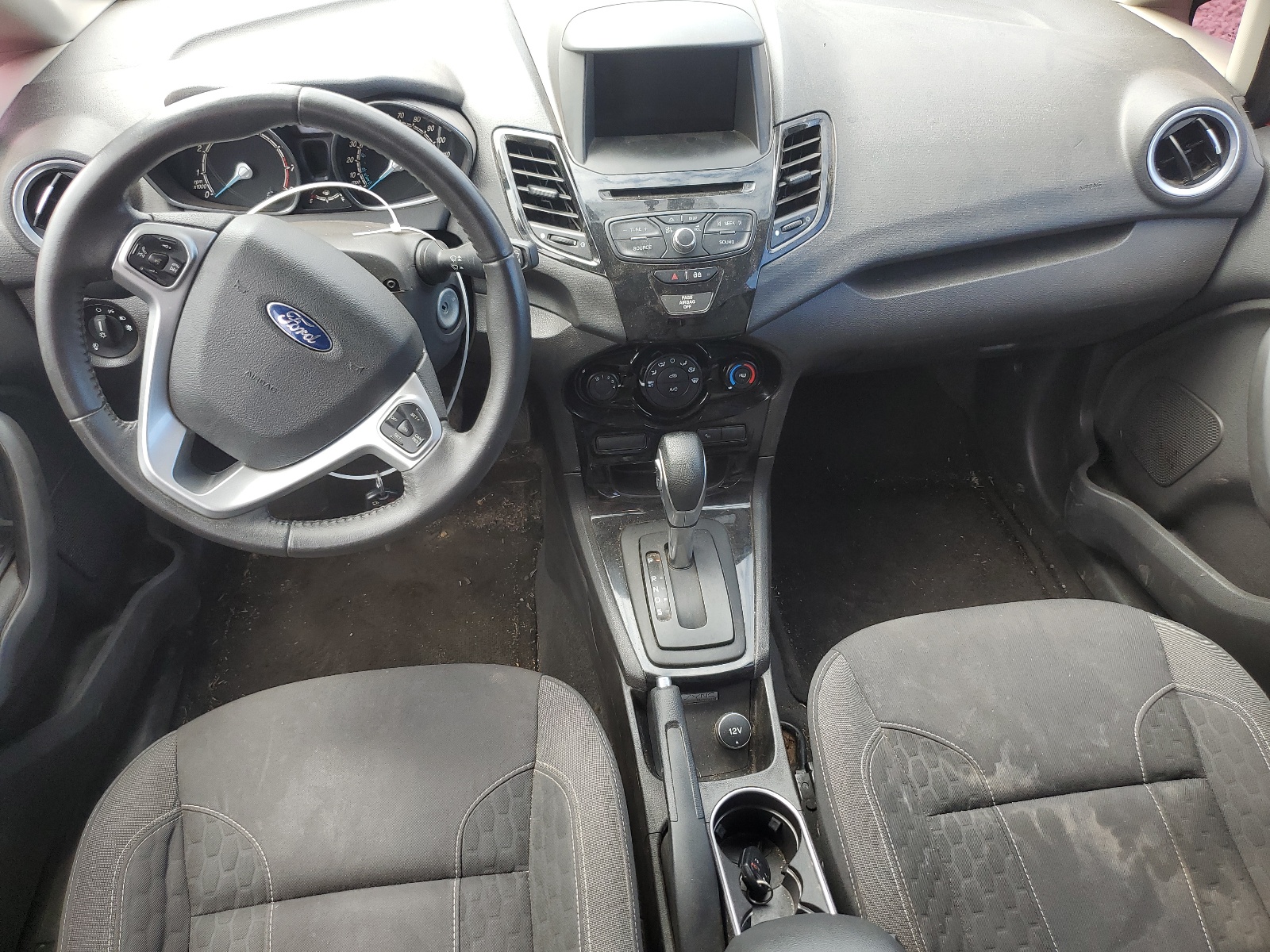 3FADP4EJ9FM133194 2015 Ford Fiesta Se