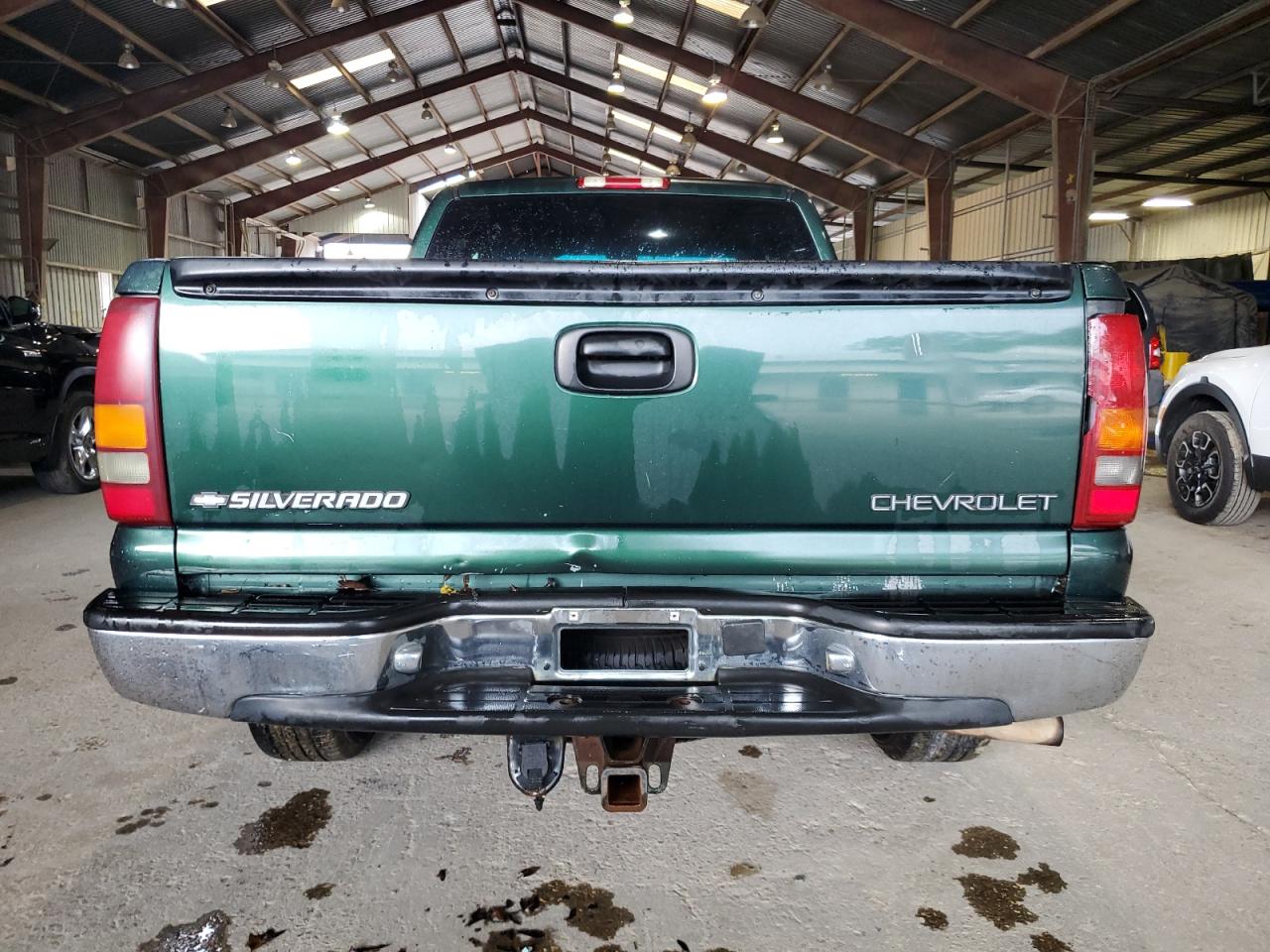 2GCEC19T111206837 2001 Chevrolet Silverado C1500