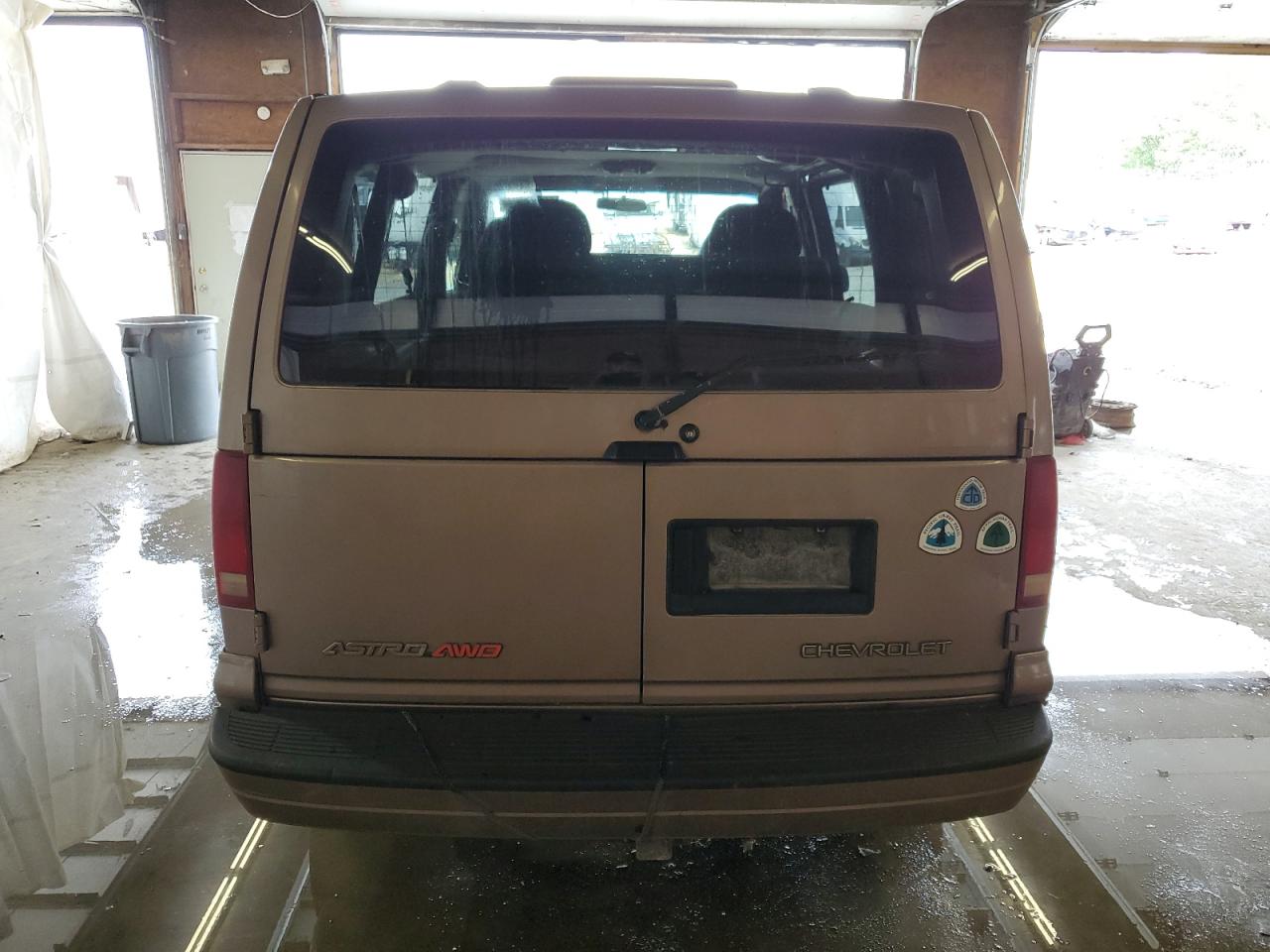 2003 Chevrolet Astro VIN: 1GNEL19X83B104626 Lot: 65039264