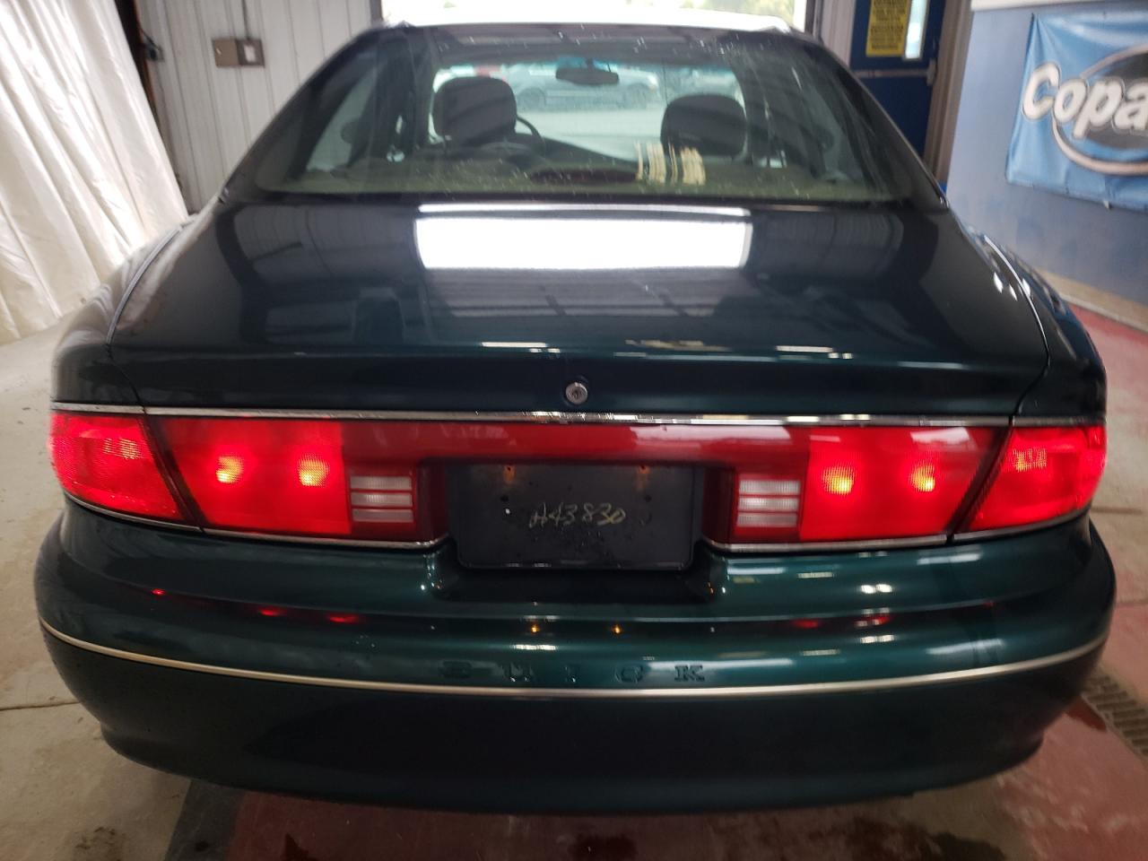 2G4WS52MXW1420603 1998 Buick Century Custom