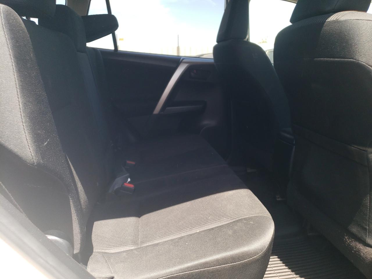 2017 Toyota Rav4 Le VIN: JTMZFREV5HJ139383 Lot: 65670624