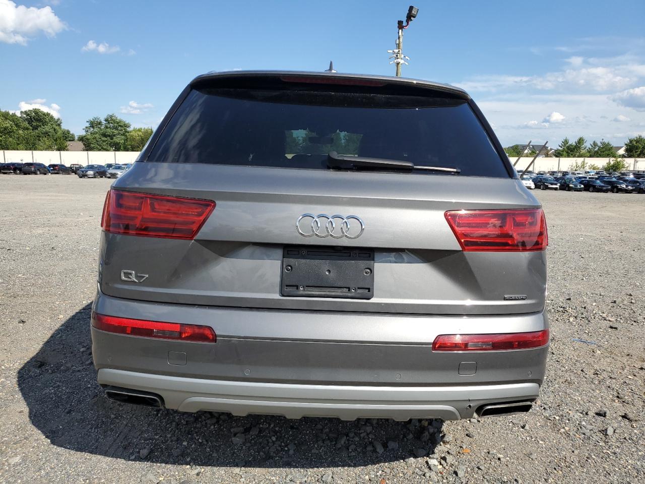 2017 Audi Q7 Premium VIN: WA1AHAF71HD043154 Lot: 67232344