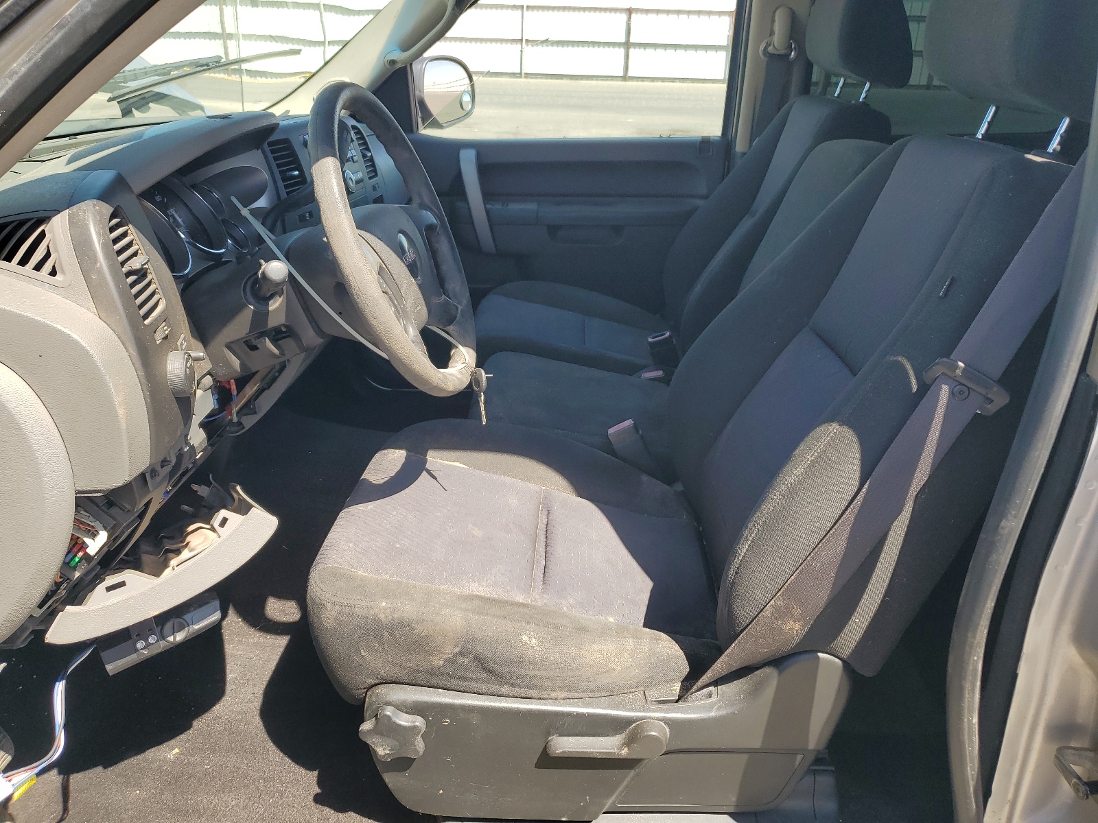 3GTRCUEA9AG184701 2010 GMC Sierra C1500 Sl