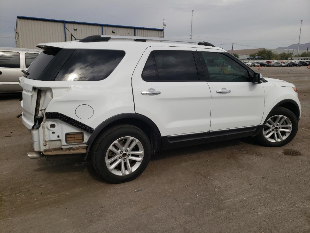 VIN 1FM5K7D85FGC69633 2015 FORD EXPLORER no.3