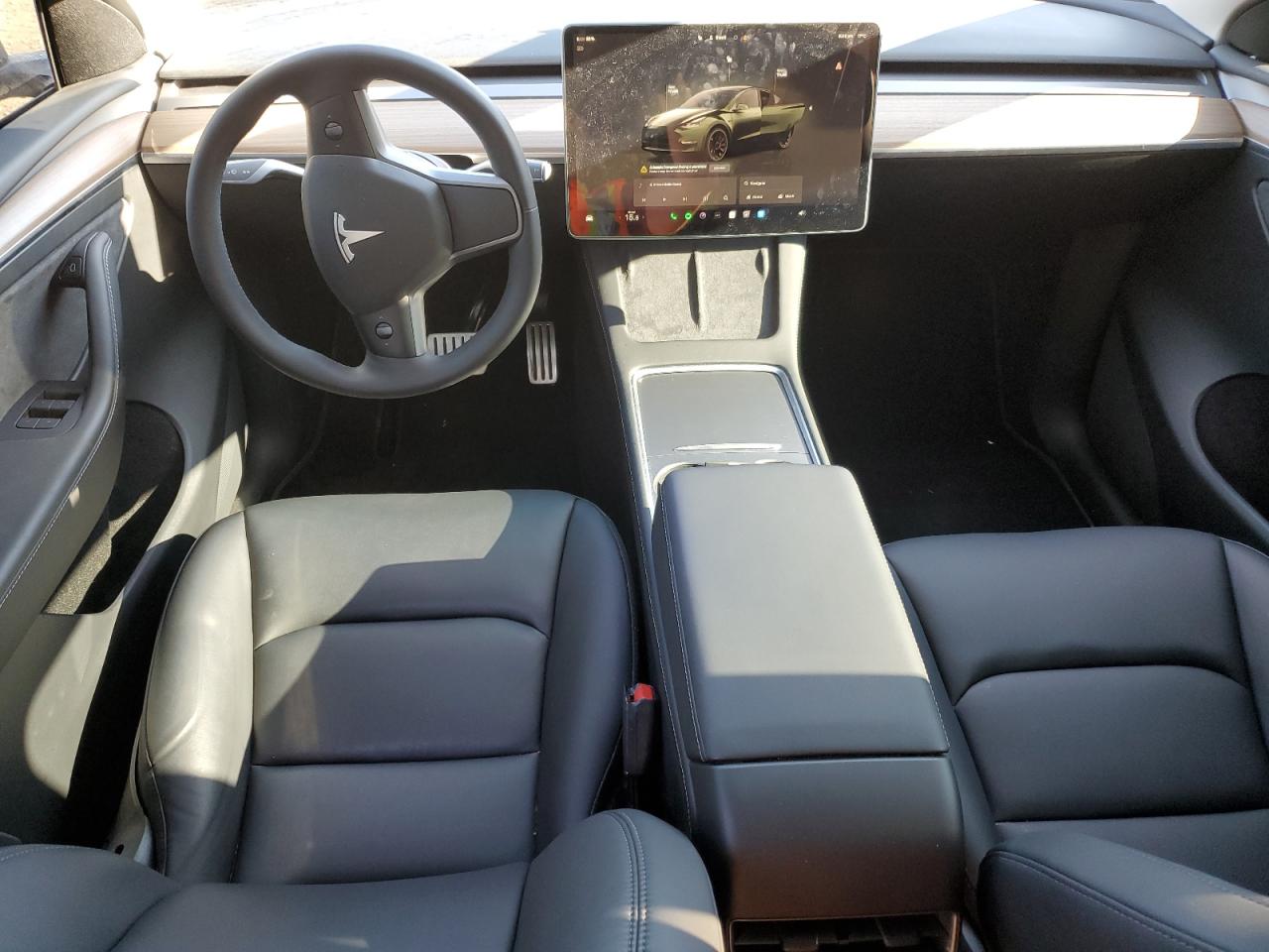 7SAYGDEF1NF563766 2022 Tesla Model Y