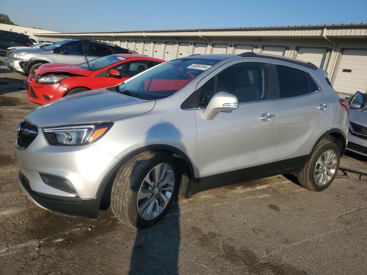 KL4CJASB0JB682571 2018 BUICK ENCORE - Image 1