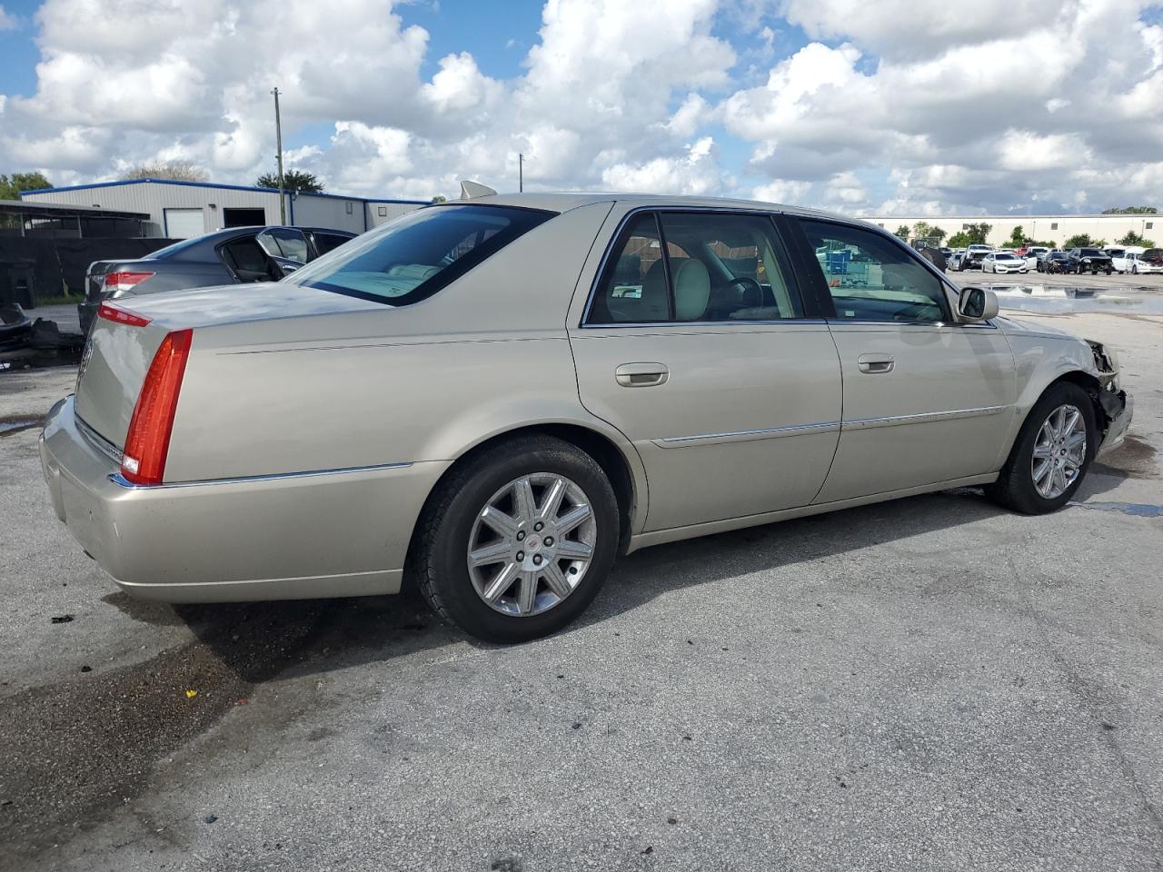 2009 Cadillac Dts VIN: 1G6KD57Y19U141870 Lot: 68902474