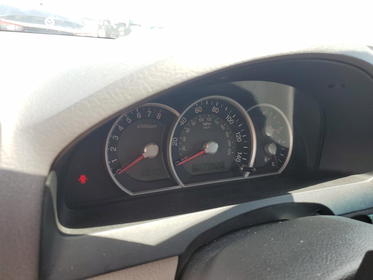 2007 Kia Sorento Ex VIN: KNDJD736X75687020 Lot: 67270884