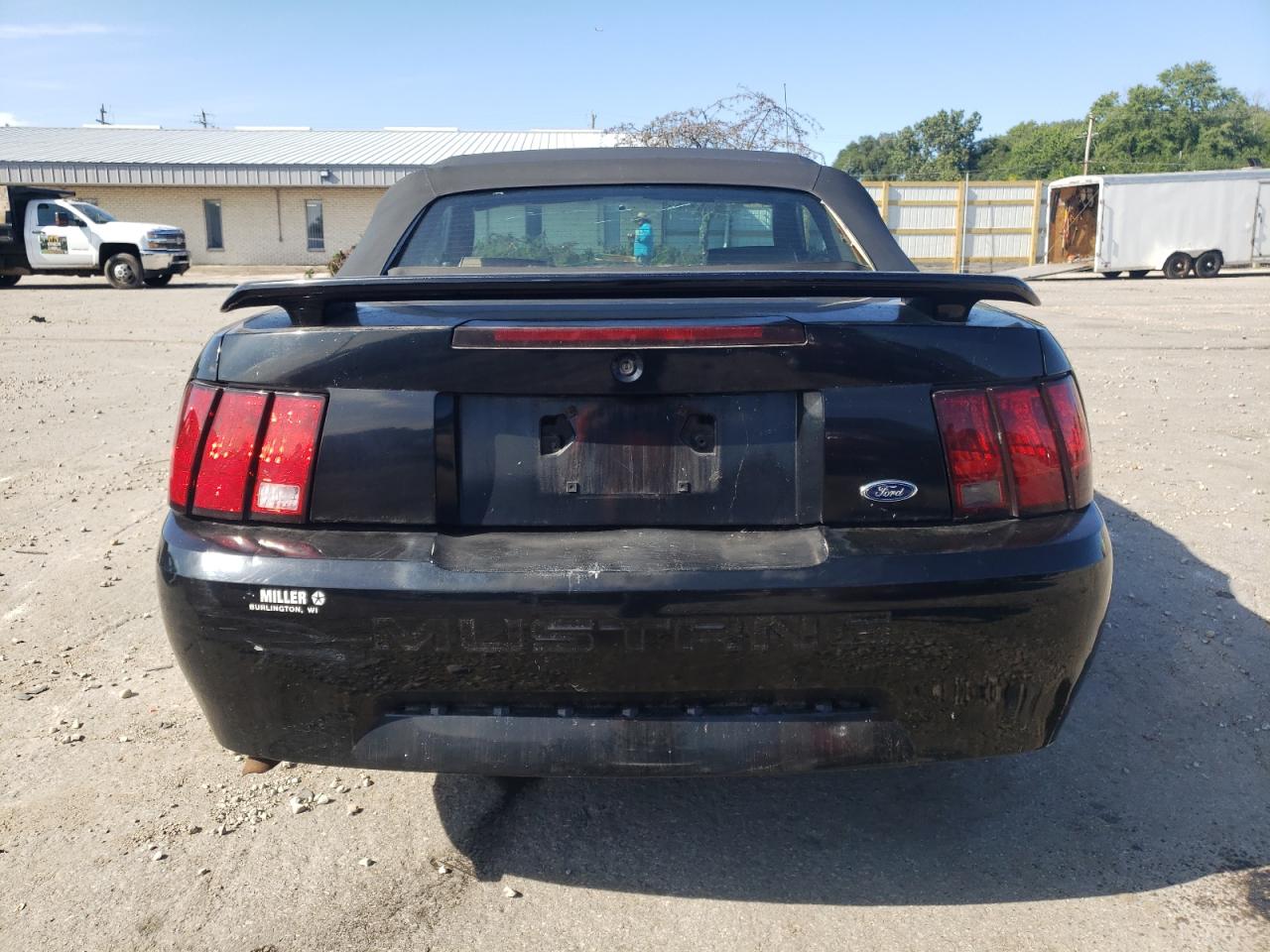 2003 Ford Mustang VIN: 1FAFP44423F330143 Lot: 68258134