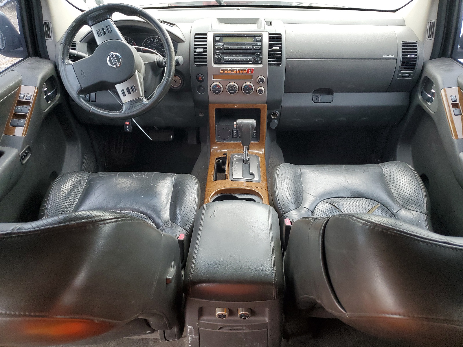 5N1AR18U35C784392 2005 Nissan Pathfinder Le