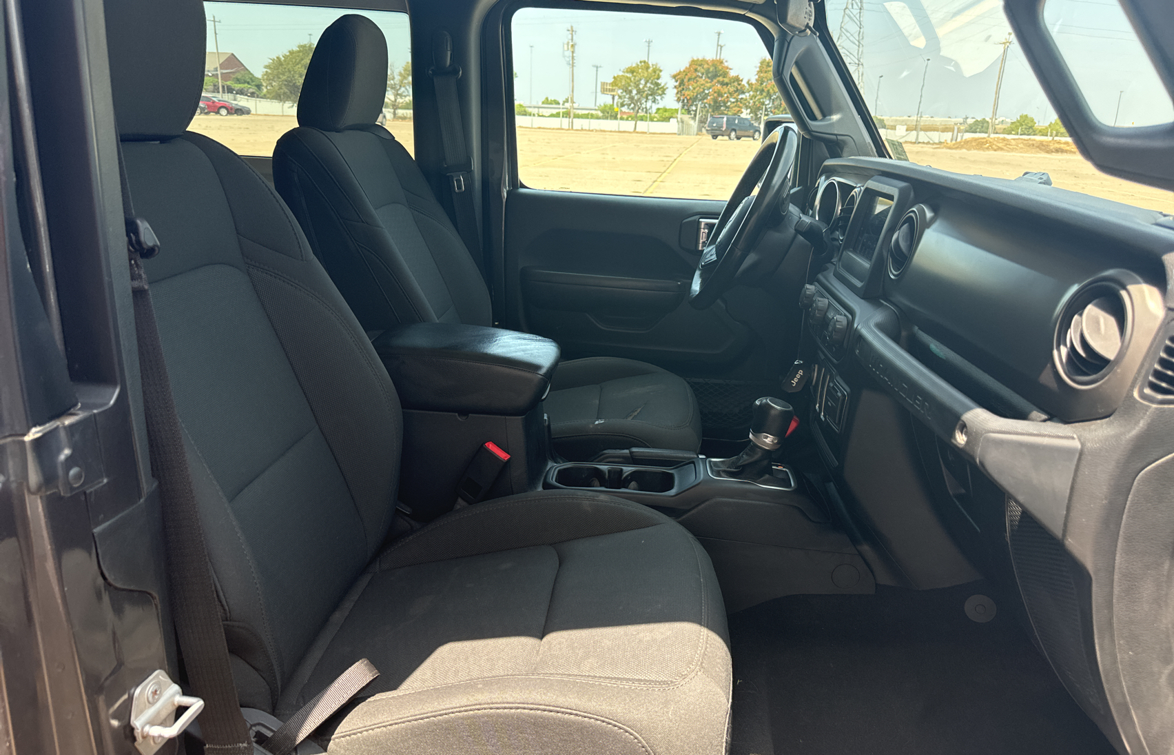 2019 Jeep Wrangler Sport vin: 1C4GJXAG0KW686377