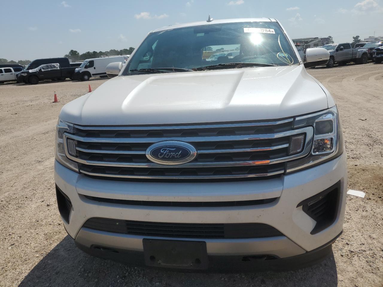 1FMJK1JT8JEA01510 2018 Ford Expedition Max Xlt