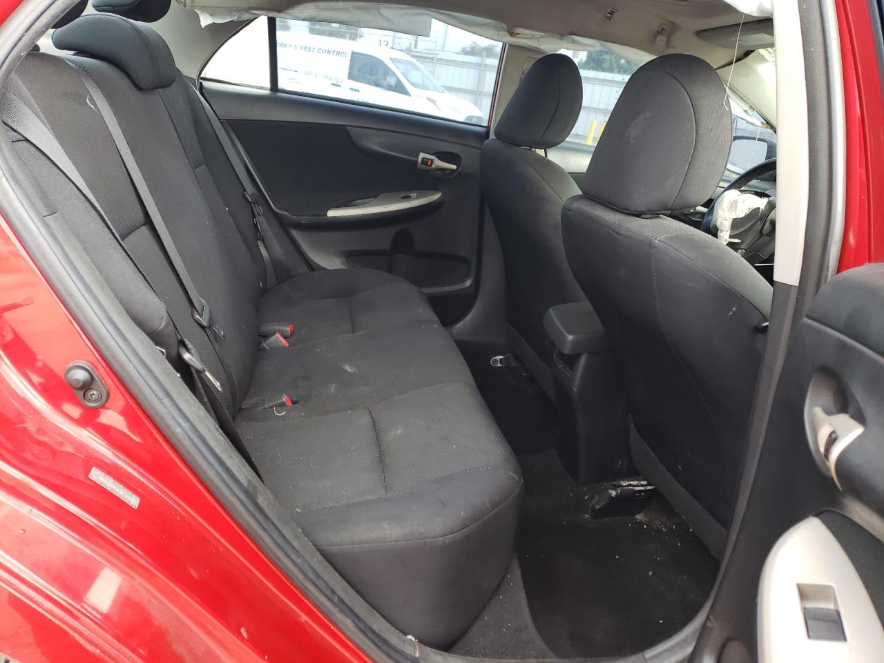 2010 Toyota Corolla - Image 11